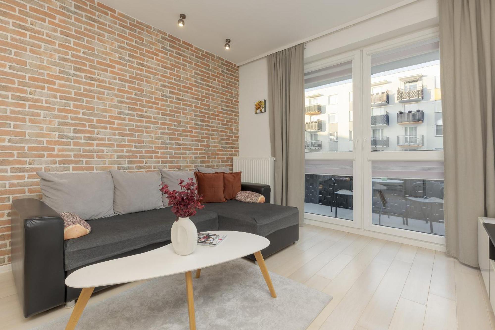 Apartment Subtle Colors In With Furnished Balcony By Renters